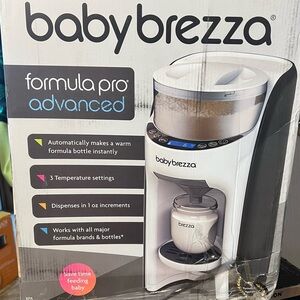 Baby Brezza Formula Pro Advanced Baby Formula Dispenser - White